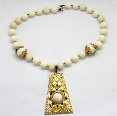 White (chalk Or Milk) Cabochons Plastic Pendant