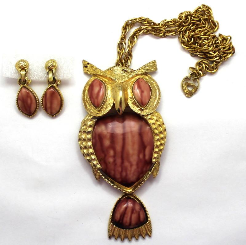 Front view of Pink Plastic Pendant