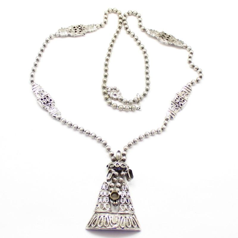 Front view of Necklace