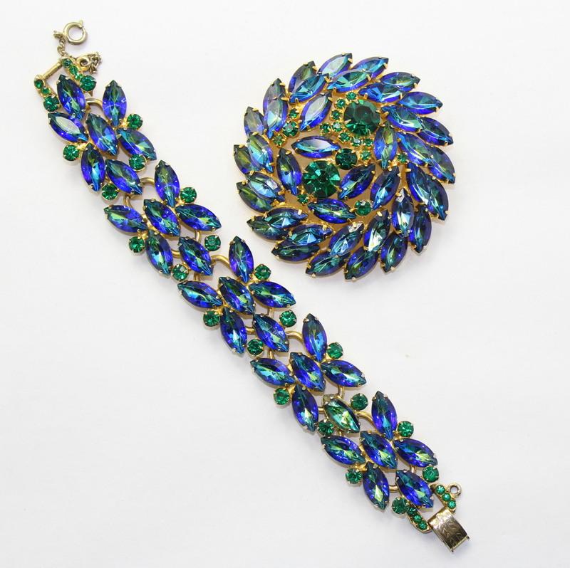 Front view of Blue Navettes Bracelet 5 Link