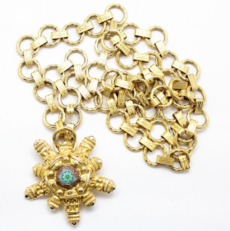 Front view of Cabochons Molded/Cut Belt