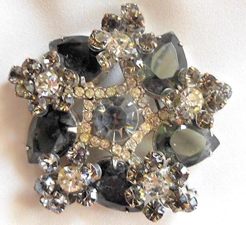 Front view of Gray (black Diamond) Pear Brooch