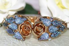 Blue Pear Molded/Cut Bracelet Clamper
