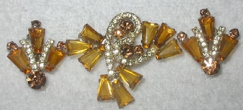 Front view of Topaz Keystones Earrings Clip