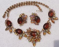 Topaz Cabochons Molded/Cut Necklace
