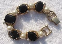 Black (jet) Emerald Cut Pearl Bracelet 5 Link