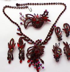 Red Navettes Necklace