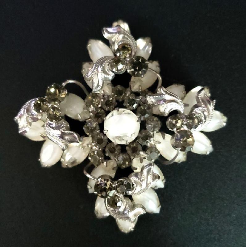 Front view of Gray (black Diamond) Navettes Striped Brooch