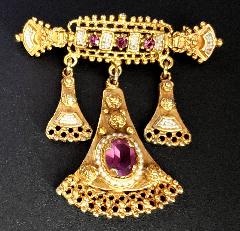 Pink Oval Pearl Brooch