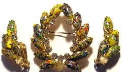Multiple Colors Cabochons Spotted Brooch