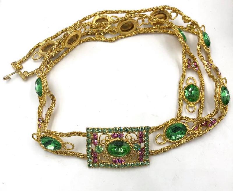 Front view of Green Oval Belt
