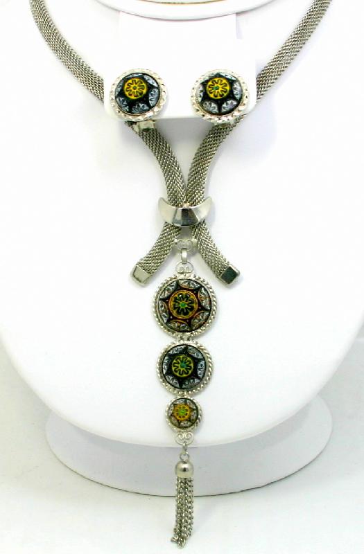Front view of Black (jet) Cabochons Molded/Cut Necklace