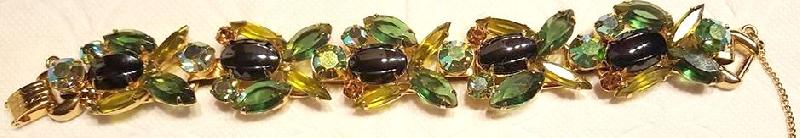 Front view of Hematite Cabochons Bracelet 5 Link