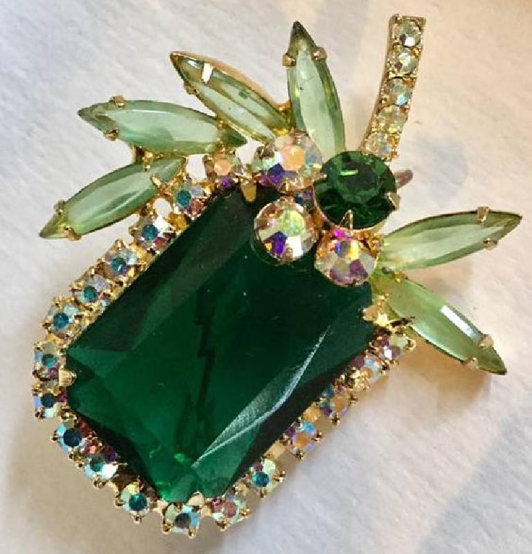 Front view of Green Emerald Cut Brooch