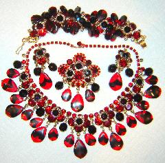Red Pear Striped Brooch