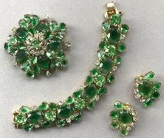 Green Pear Givre Brooch