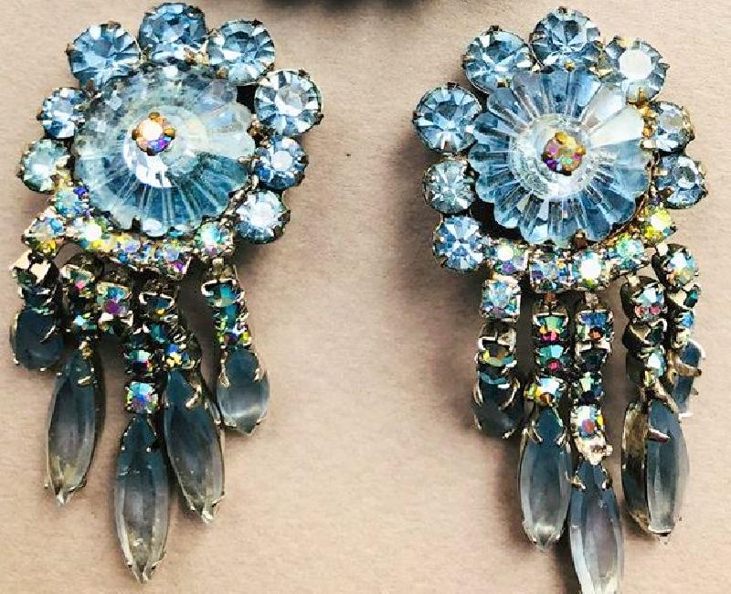 Front view of Blue Navettes Rivoli/Margarita Earrings Clip