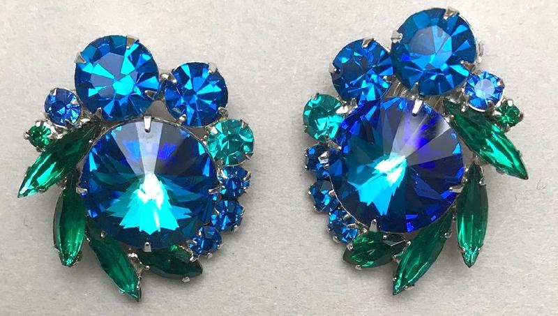 Front view of Blue Navettes Rivoli/Margarita Earrings Clip