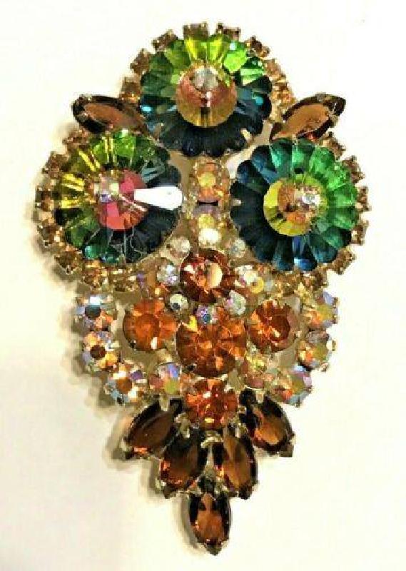 Front view of Fall Navettes Rivoli/Margarita Pin Pendant
