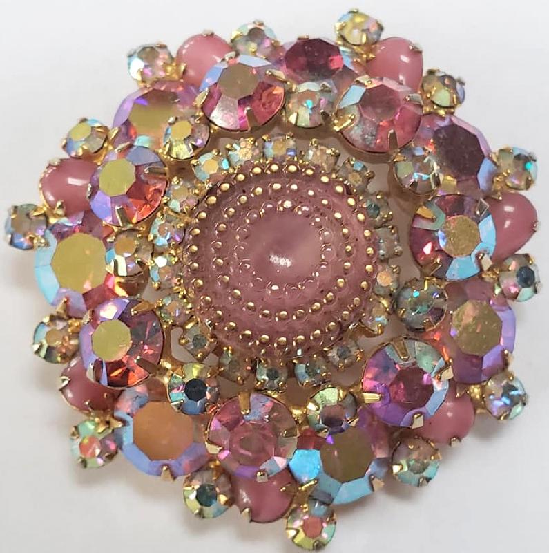 Front view of Pink Birthday Cake Molded/Cut Brooch