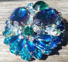 Blue Oval Multi-Color/Shaded Brooch