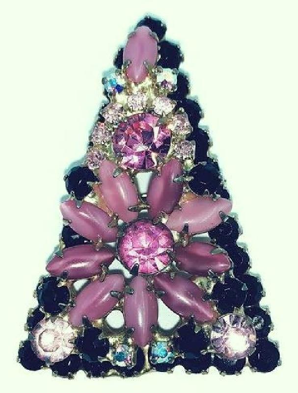 Front view of Pink Cabochons Pin Pendant