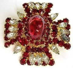 Red Cabochons Plastic Pin Pendant