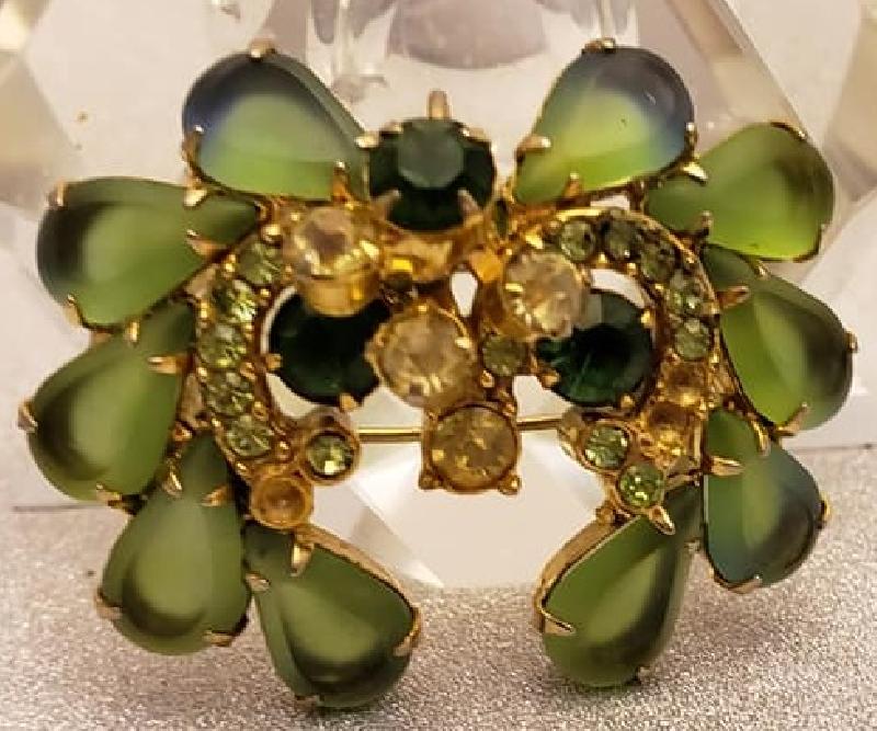 Front view of Green Pear Frosted Brooch
