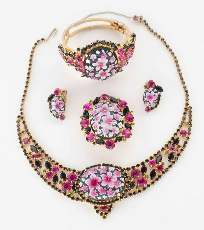Front view of Pink Cabochons Painted (hand/Transfer) Bracelet Clamper