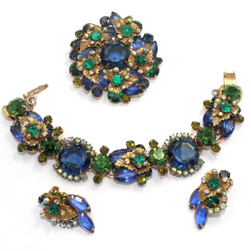 Front view of Blue Dentelle Bracelet 5 Link