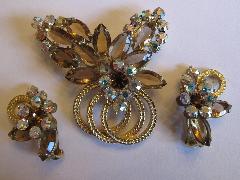 Topaz Navettes Earrings Clip