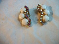 White (chalk Or Milk) Cabochons Earrings Clip