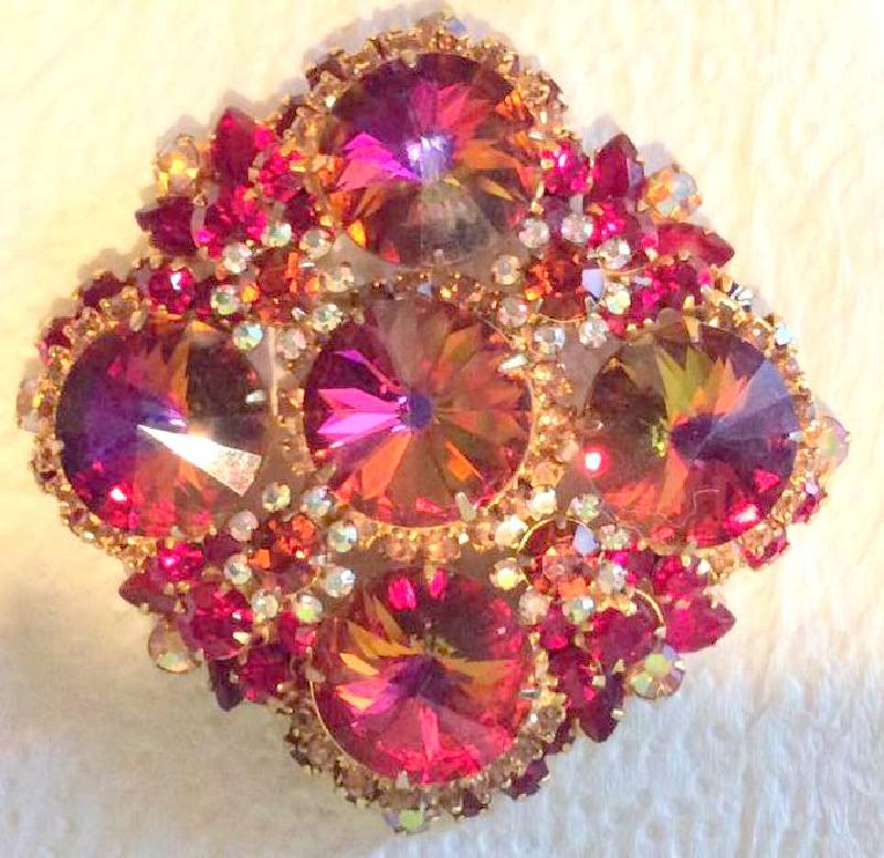 Front view of Pink Navettes Rivoli/Margarita Brooch