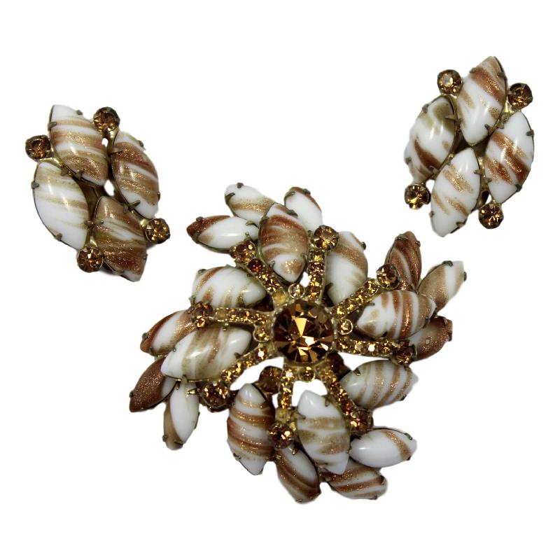 Front view of White (chalk Or Milk) Cabochons Striped Earrings Clip