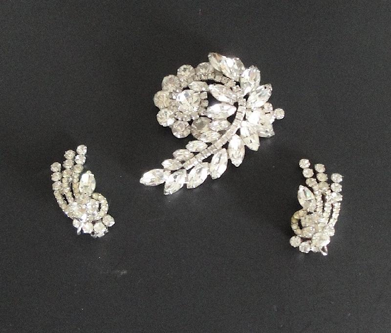 Front view of Clear Navettes Brooch