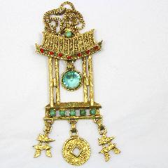 Green Cabochons Rivoli/Margarita Pendant