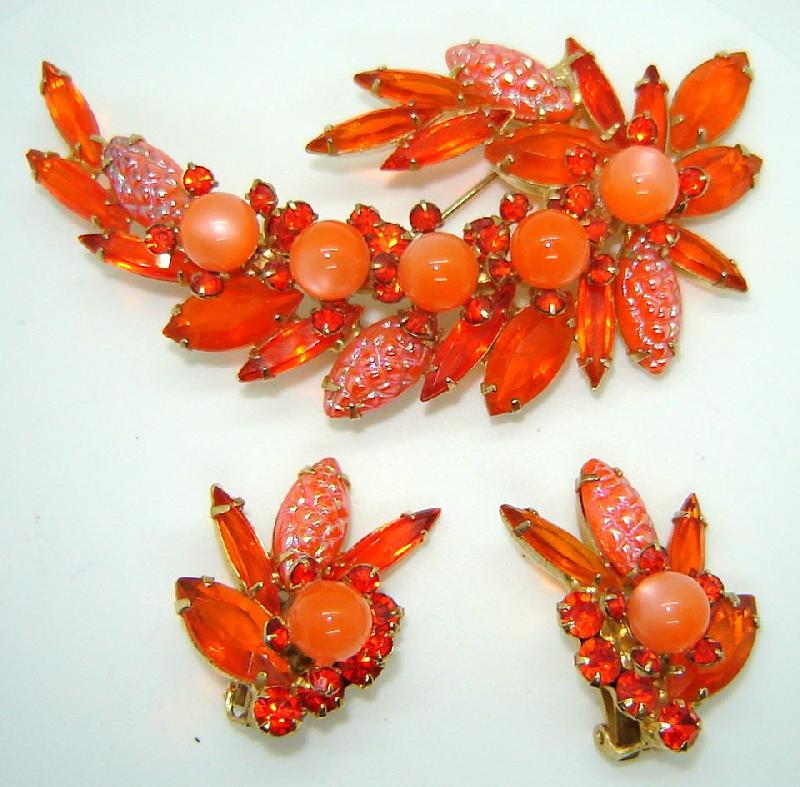 Front view of Orange Cabochons Molded/Cut Brooch