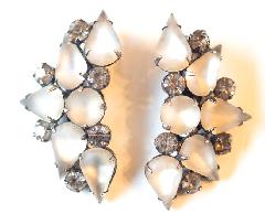 White (chalk Or Milk) Cabochons Frosted Earrings Clip