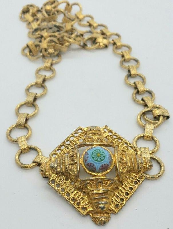 Front view of Blue Cabochons Molded/Cut Belt