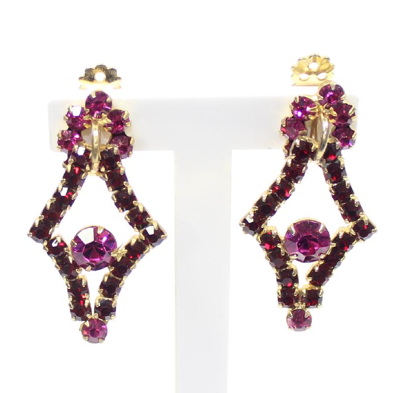 Front view of Red Chatons Only Earrings Clip