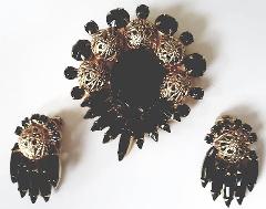 Black (jet) Pear Brooch