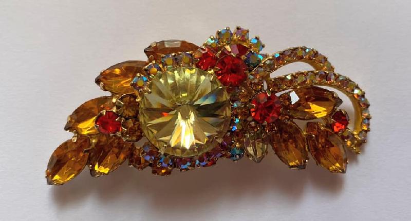 Front view of Fall Navettes Rivoli/Margarita Brooch
