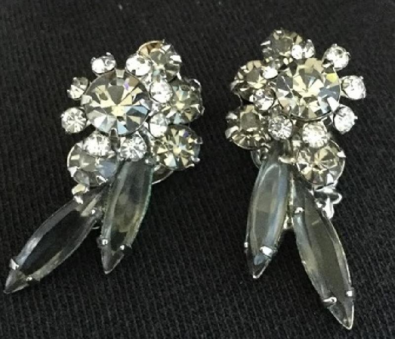 Front view of Gray (black Diamond) Navettes Earrings Clip