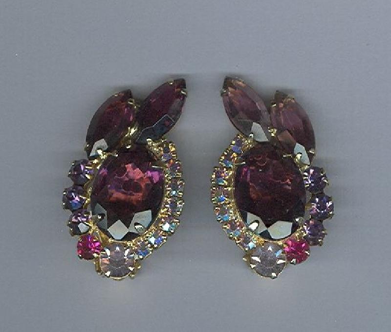 Front view of Purple (cardinal) Oval Earrings Clip