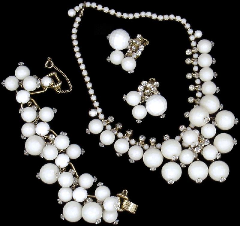 Front view of White (chalk Or Milk) Cabochons Plastic Necklace