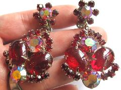 Red Cabochons Earrings Clip