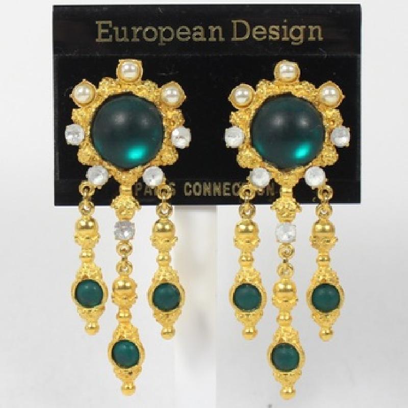 Front view of Green Cabochons Frosted Earrings Clip