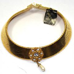 Clear Chatons Only Pearl Necklace