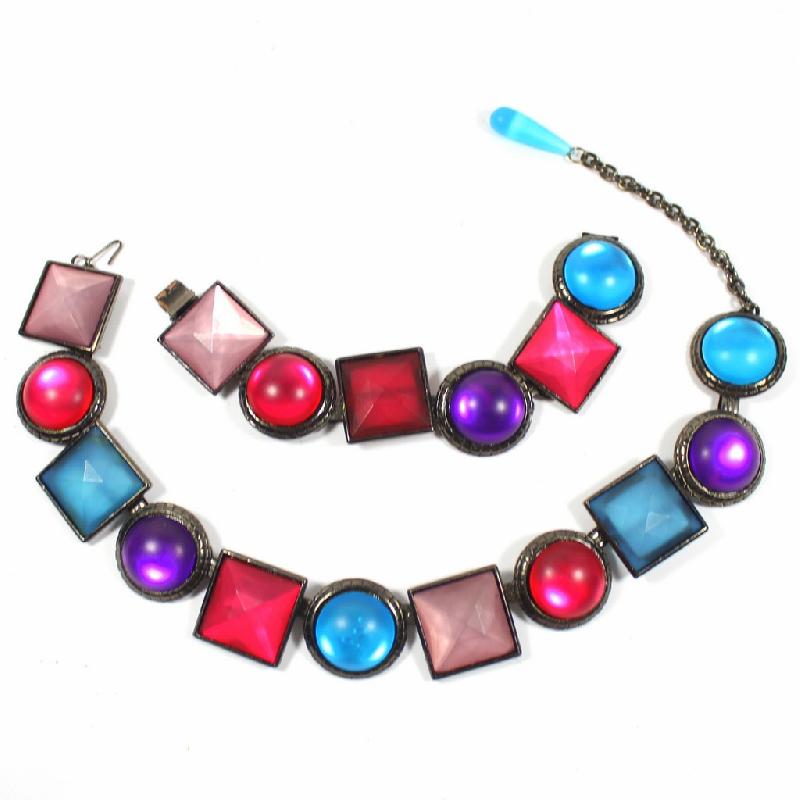Front view of Multiple Colors Square Plastic Bracelet Flat Push In