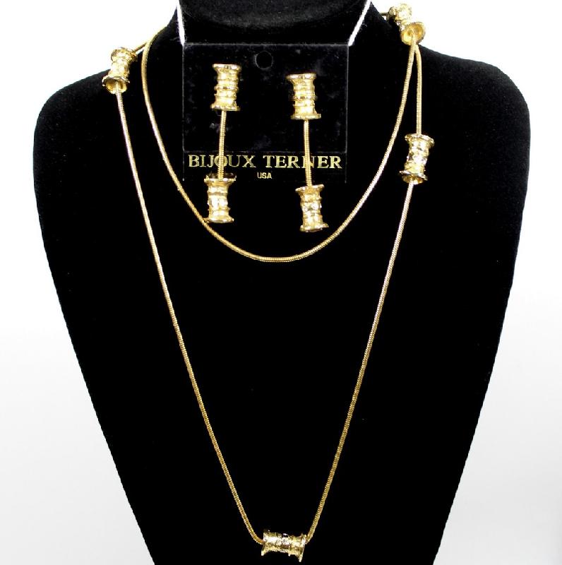 Front view of Necklace